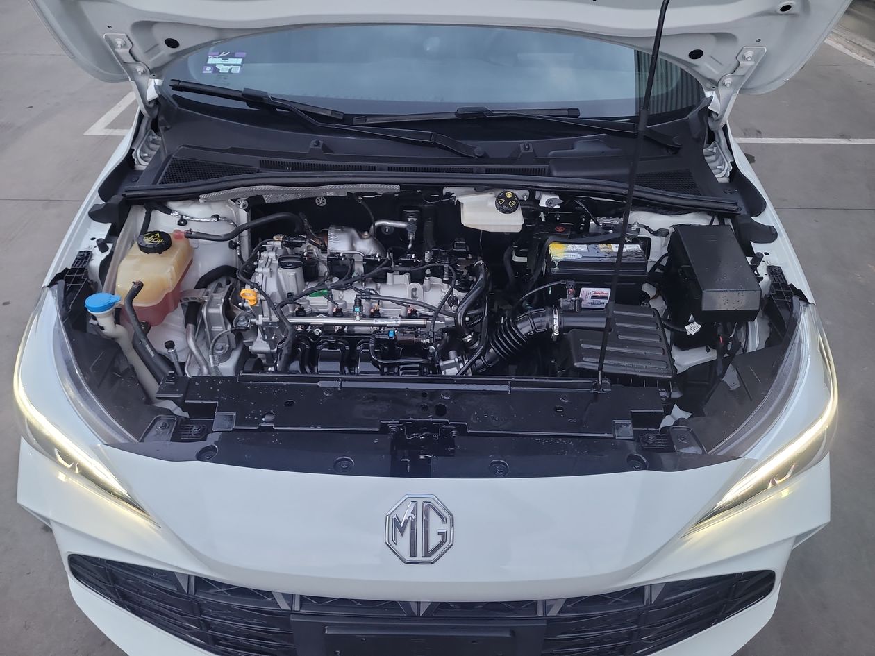 2025 MG MG 3 1.5 Cool HB Mt