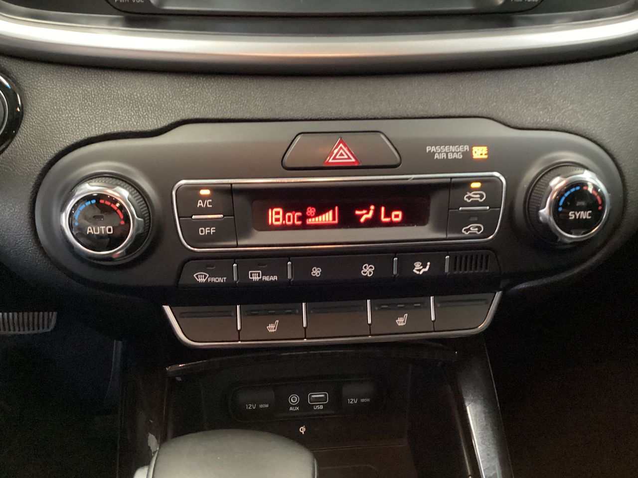 2019 Kia Sorento 2.4 L4 EX Piel 7 Pasajeros At