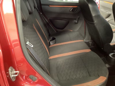 2019 Renault Kwid 1.0 Outsider Mt