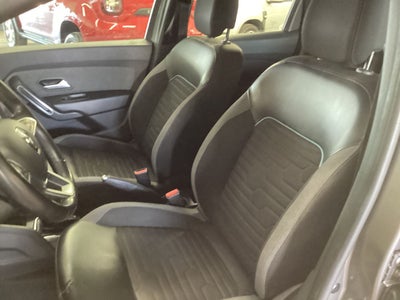 2022 Renault Duster 1.6 Iconic Mt