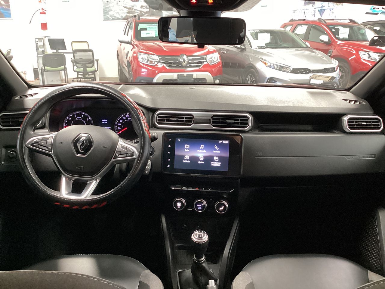 2023 Renault Duster 1.6 Iconic Mt