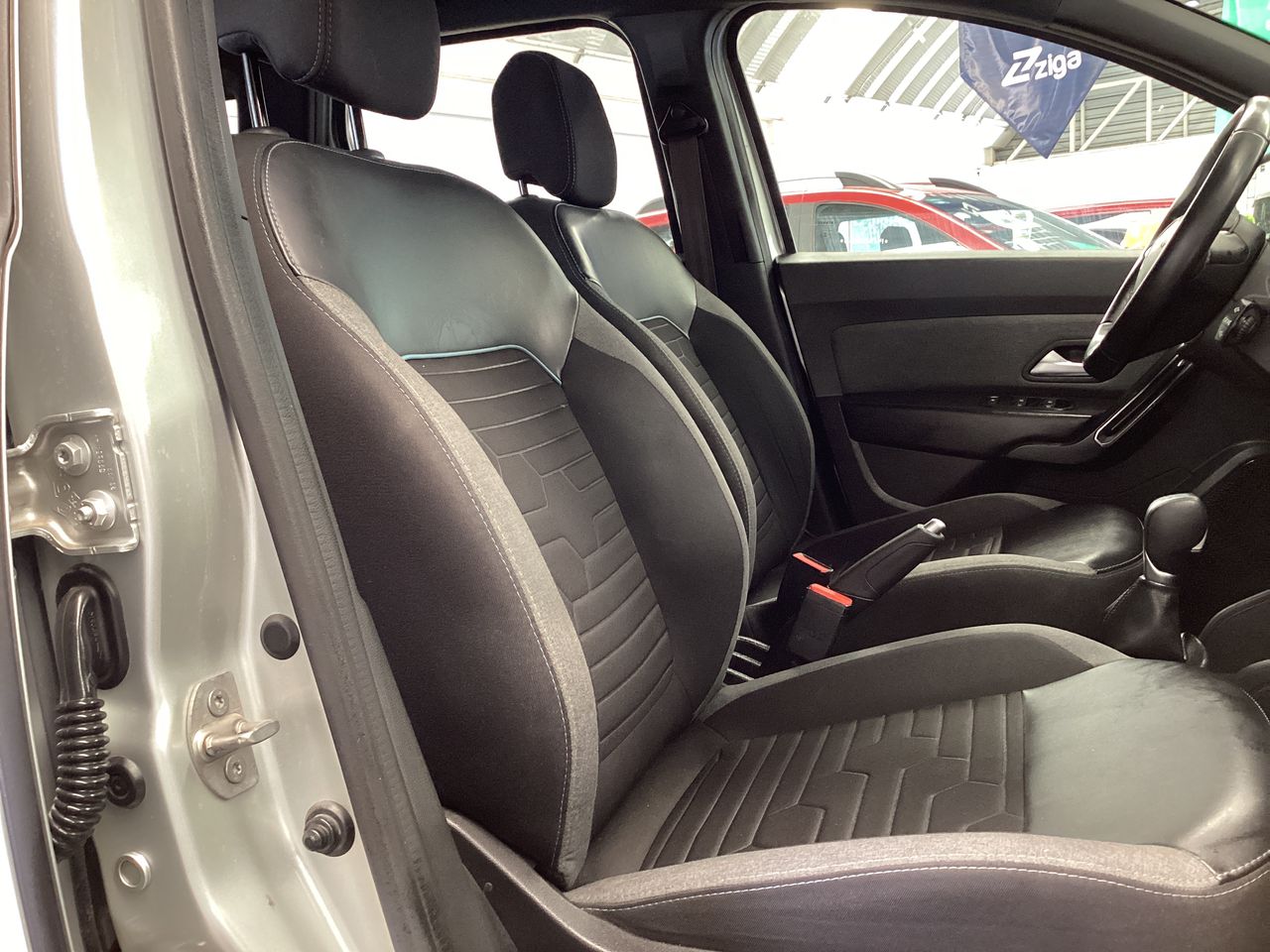 2023 Renault Duster 1.3 Iconic At