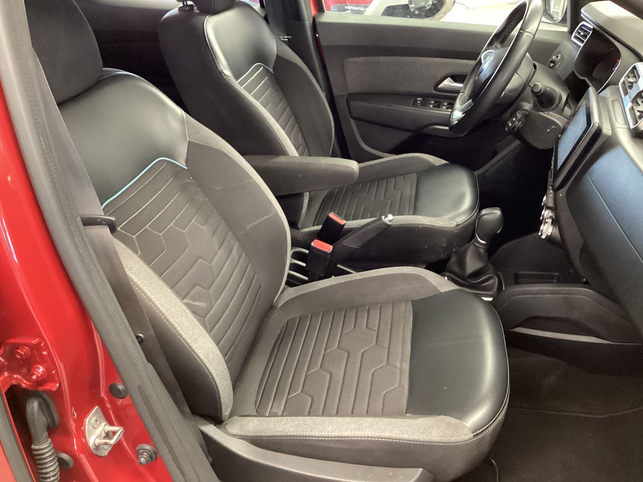 2023 Renault Duster 1.3 Iconic At