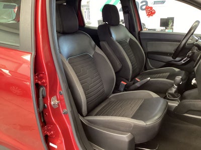 2023 Renault Duster 1.3 Iconic At