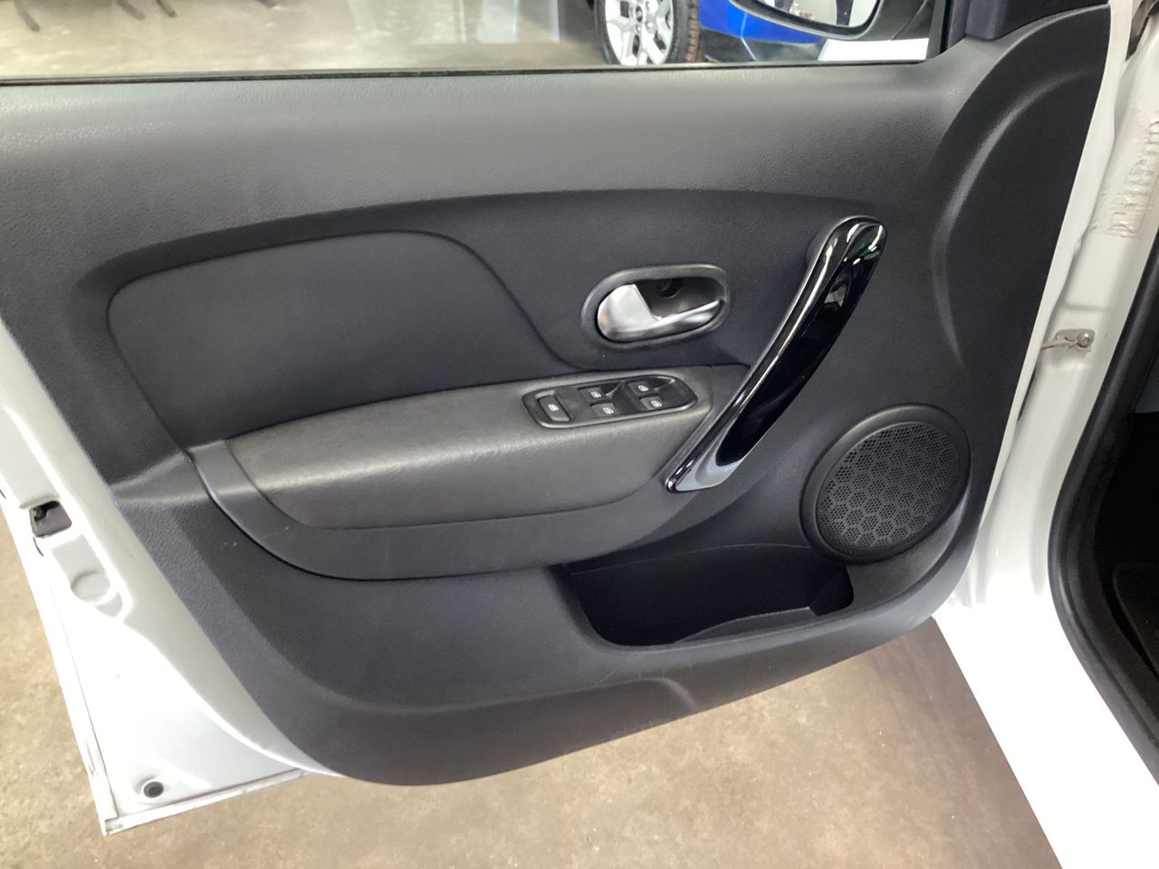 2024 Renault Logan 1.6 Intens At