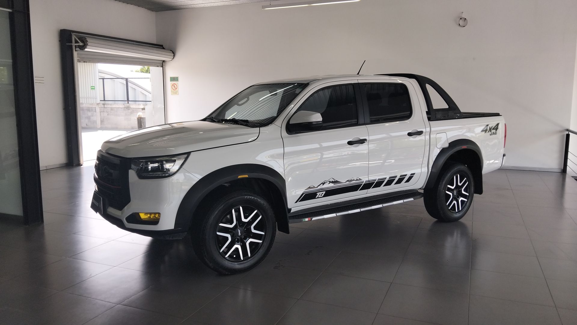 2023 JAC Frison 2.0 T8 4x4 Mt