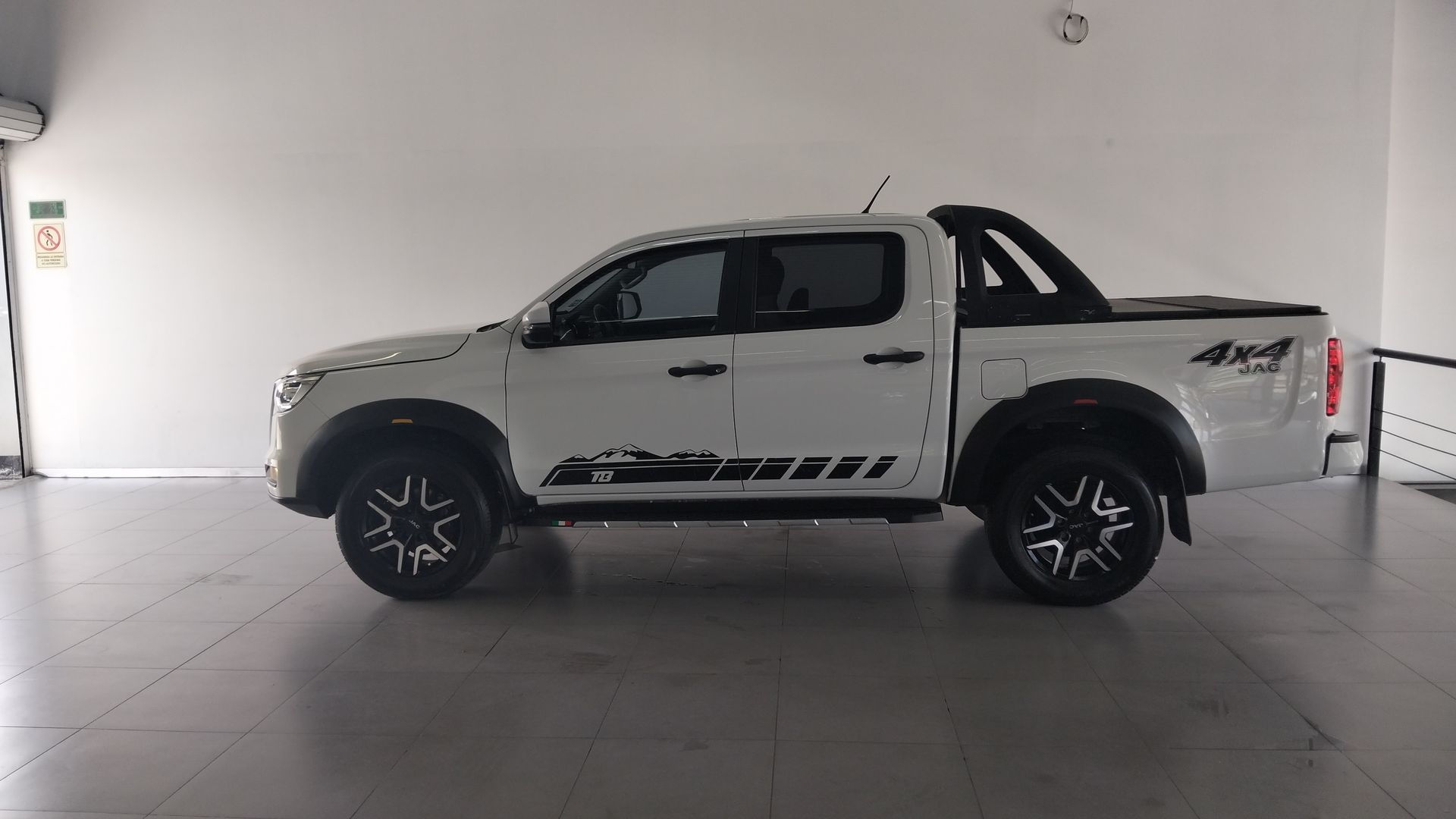 2023 JAC Frison 2.0 T8 4x4 Mt