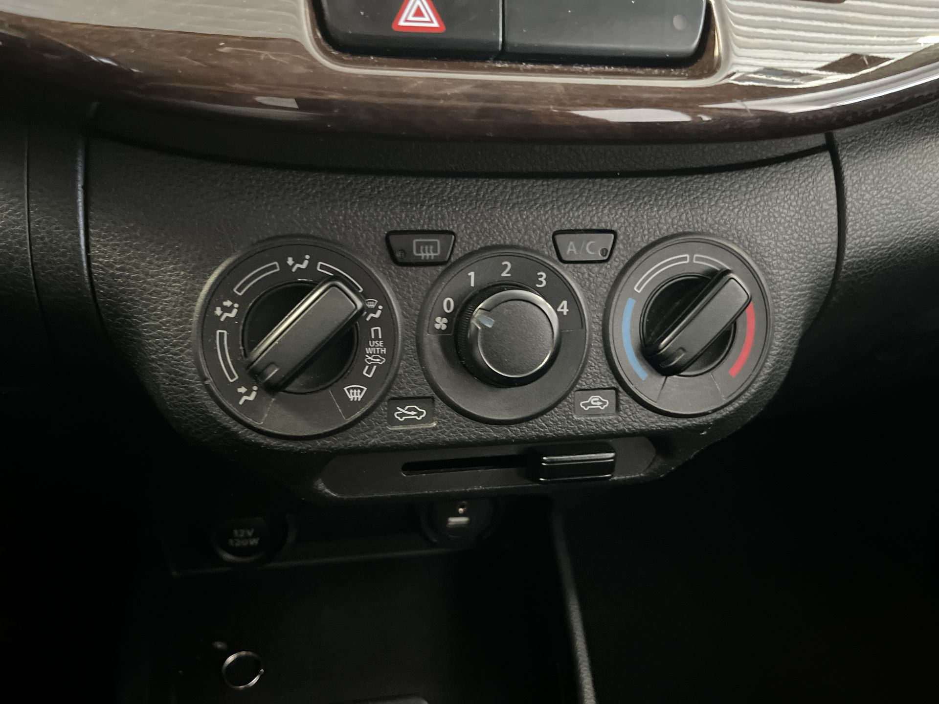 2019 Suzuki Ertiga 1.5 Glx At