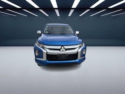 2020 Mitsubishi L200 2.4 Glx Cabina Doble 4x2 Mt