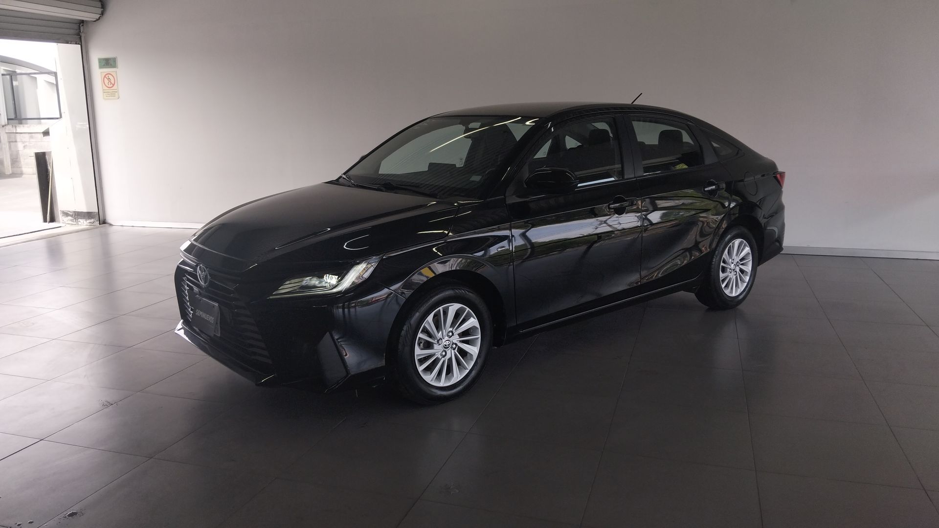 2023 Toyota Yaris 1.5 S Sedan Mt