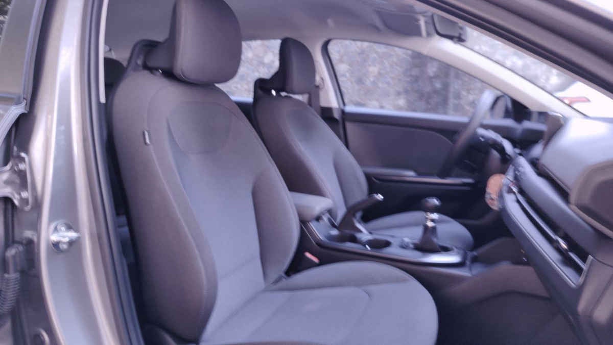 2025 Kia K4 4p LX L4/2.0 Man