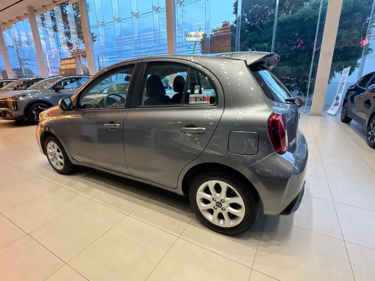 2023 Nissan March 5p Advance L4/1.6 Aut