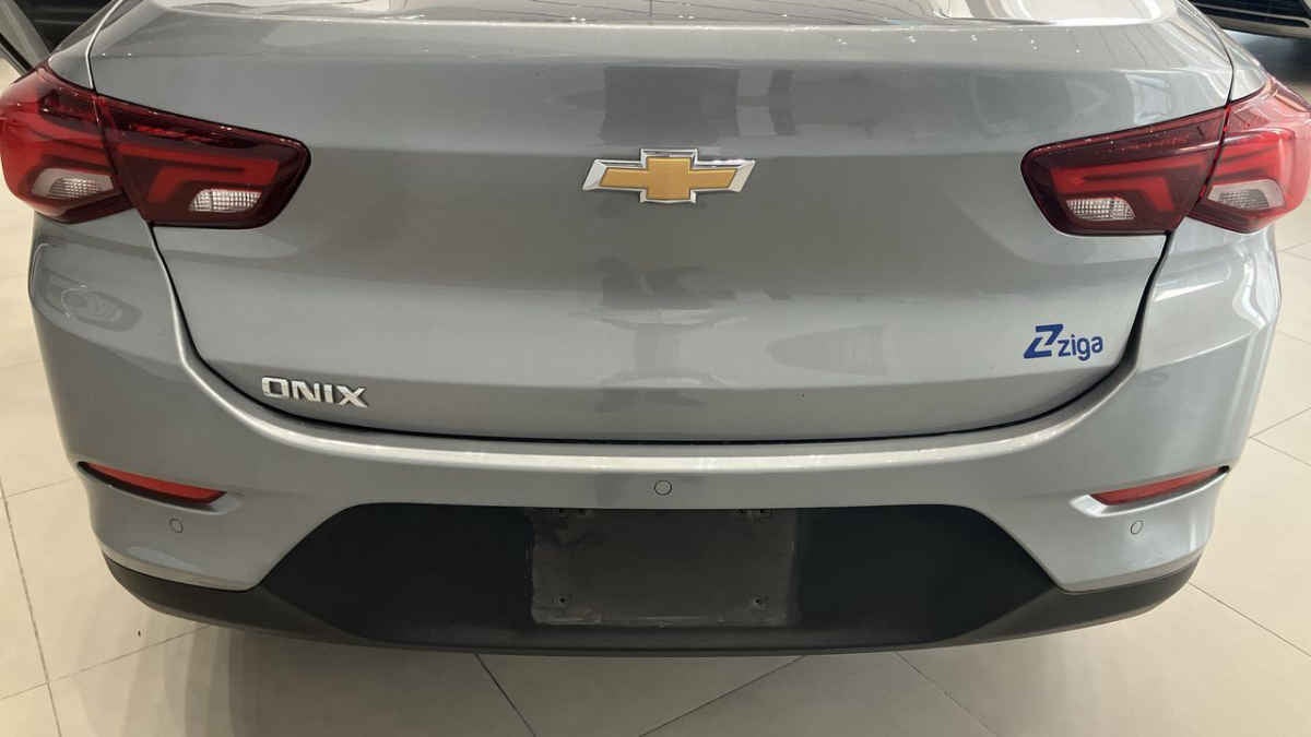 2024 Chevrolet Onix 4p LT L3/1.0/T Aut