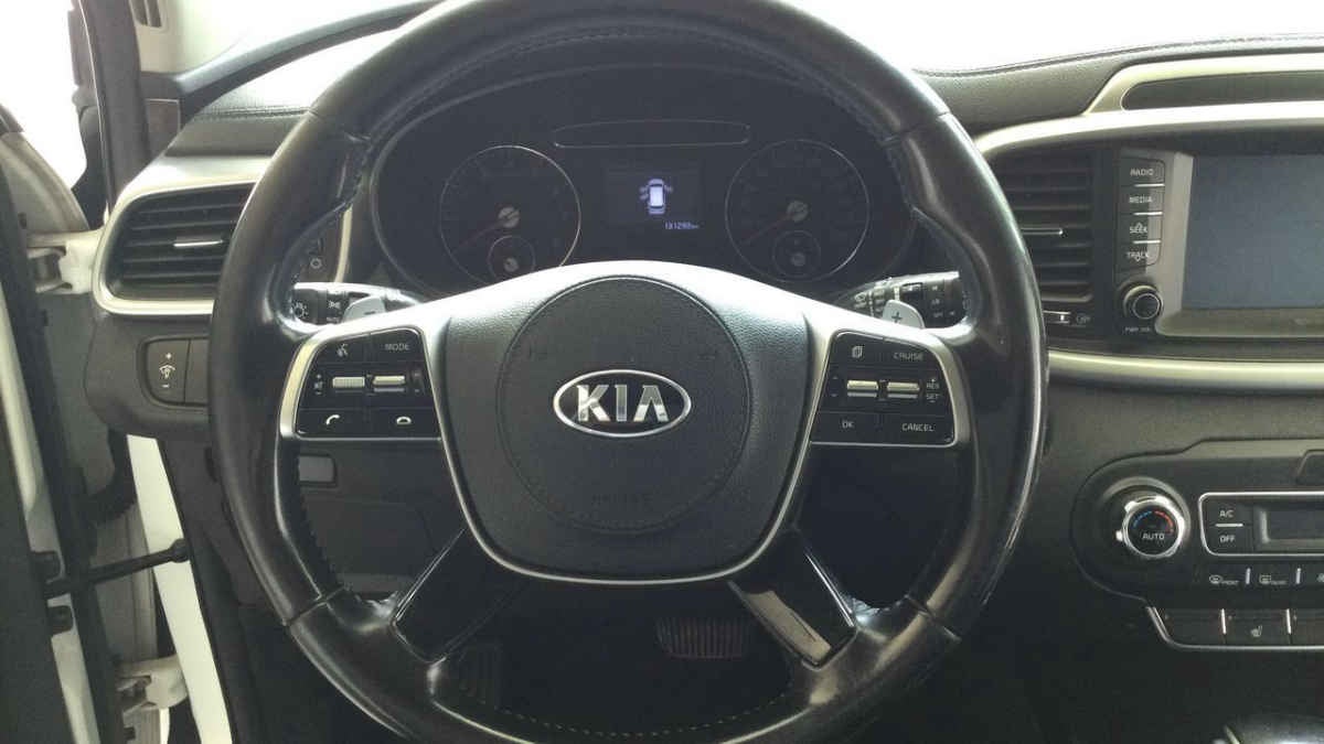2019 Kia Sorento 5p EX  L4  TA 6Vel  Piel  7 pas.  RA-18"