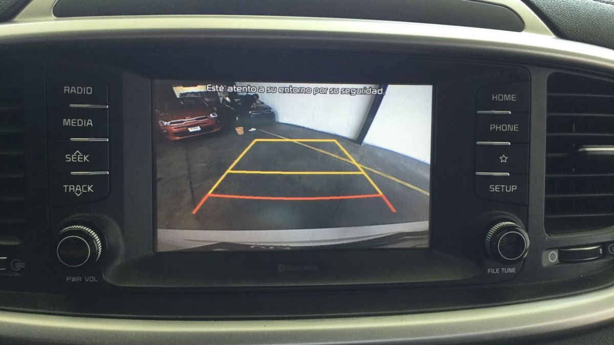 2019 Kia Sorento 5p EX  L4  TA 6Vel  Piel  7 pas.  RA-18"