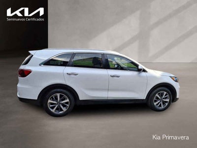 2019 Kia Sorento 5p EX  L4  TA 6Vel  Piel  7 pas.  RA-18"