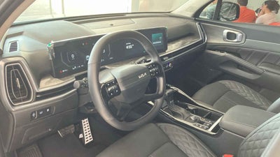 2025 Kia Sorento 5p SXL L4/2.5/T Aut
