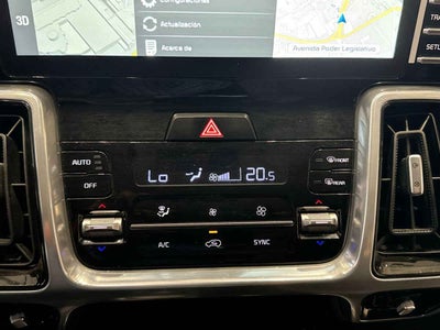 2023 Kia Sorento 5p SXL L4/2.5 Aut