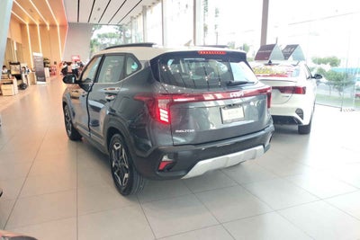 2024 Kia SELTOS 5p SXL L4/1.4/T Aut