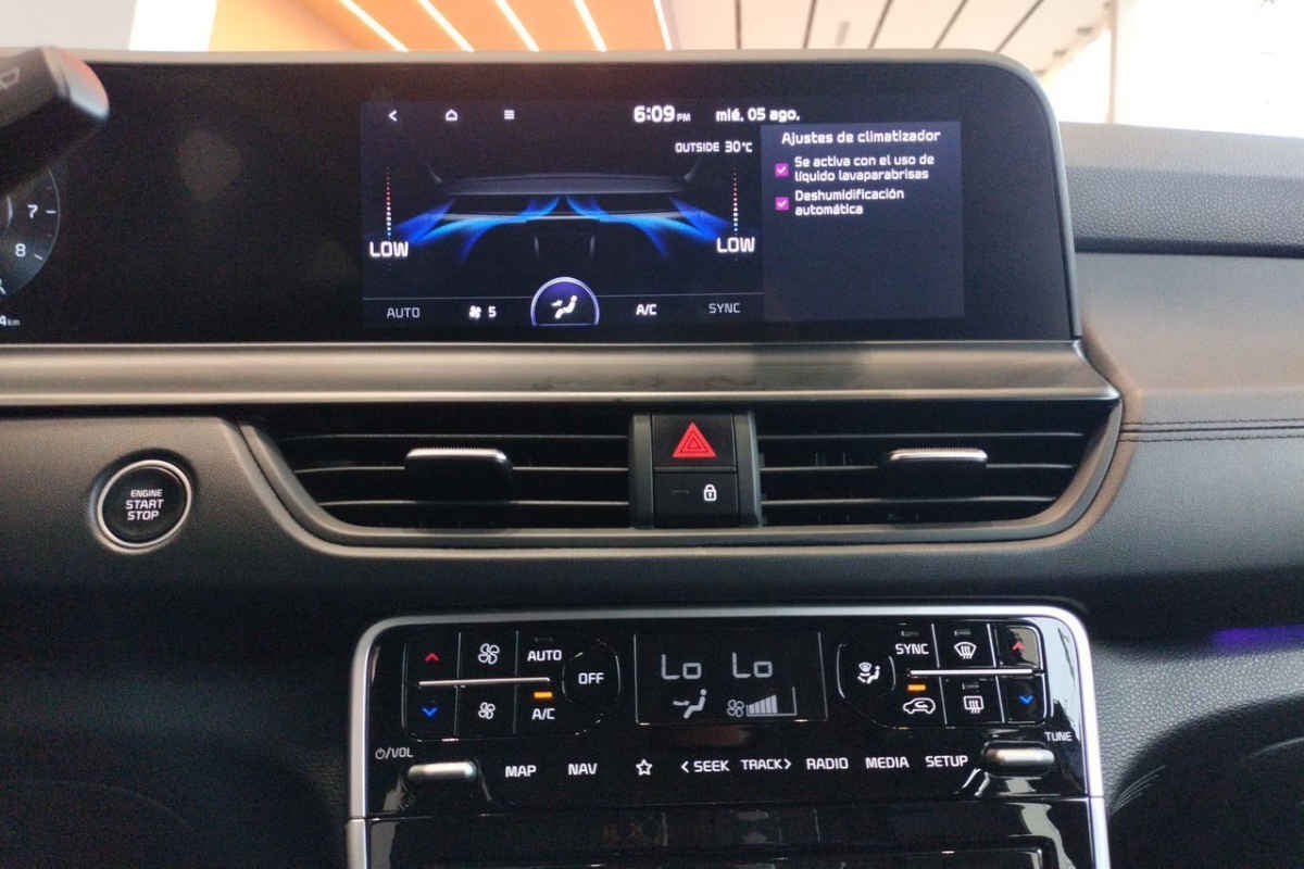 2024 Kia SELTOS 5p SXL L4/1.4/T Aut