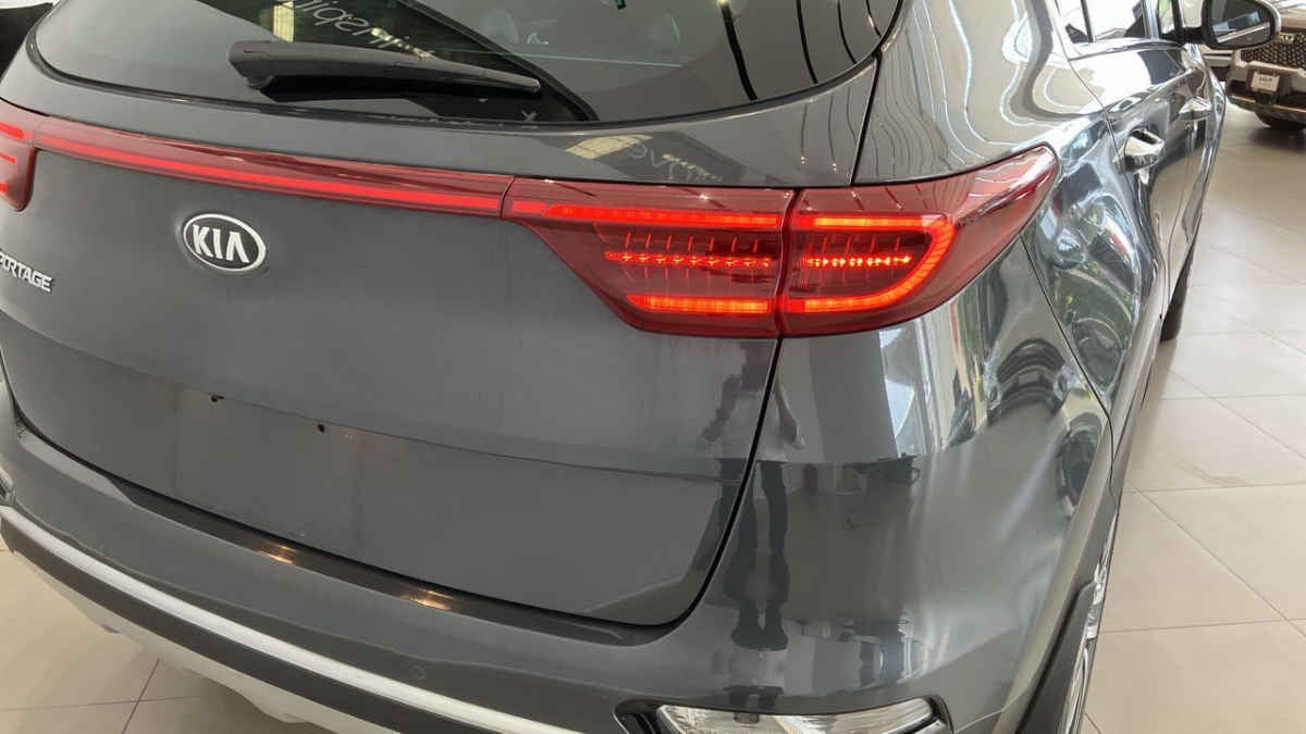 2020 Kia Sportage 5p EX PACK  2.0 L  TA Piel  QCP RA-19"